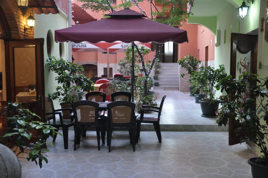 Marani Hotel บาทูมิ ภายนอก รูปภาพ