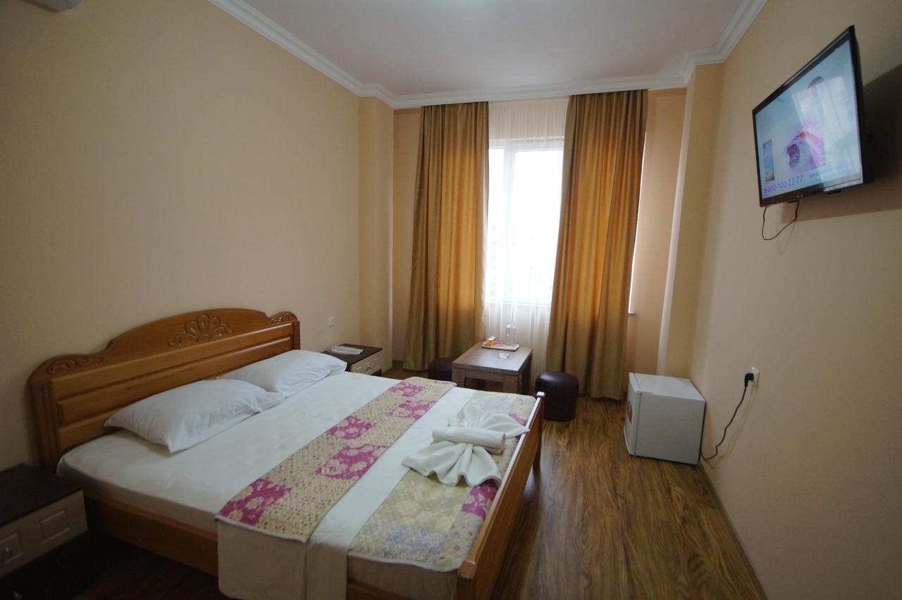 Marani Hotel บาทูมิ ภายนอก รูปภาพ